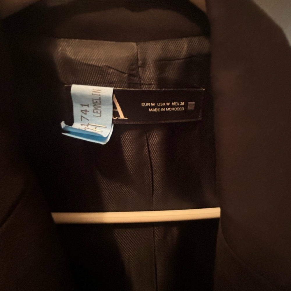Black Zara blazer size M